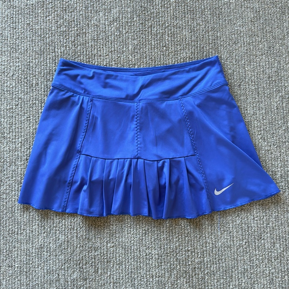 COPY - Nike Dryfit tennis skirt with built in compression shorts medium. EUC